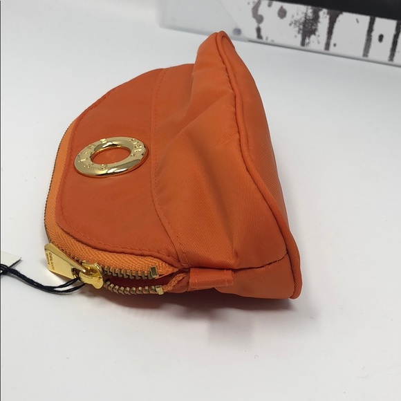 ✨SALE 2️⃣0️⃣0️⃣ NWT Celine Cosmetic Bag✨ - Picture 6 of 8